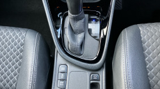 Toyota Yaris 1.5 Hybrid Dynamic 5dr CVT Hybrid Hatchback